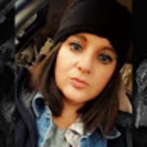 Meet your Posher, Carrie